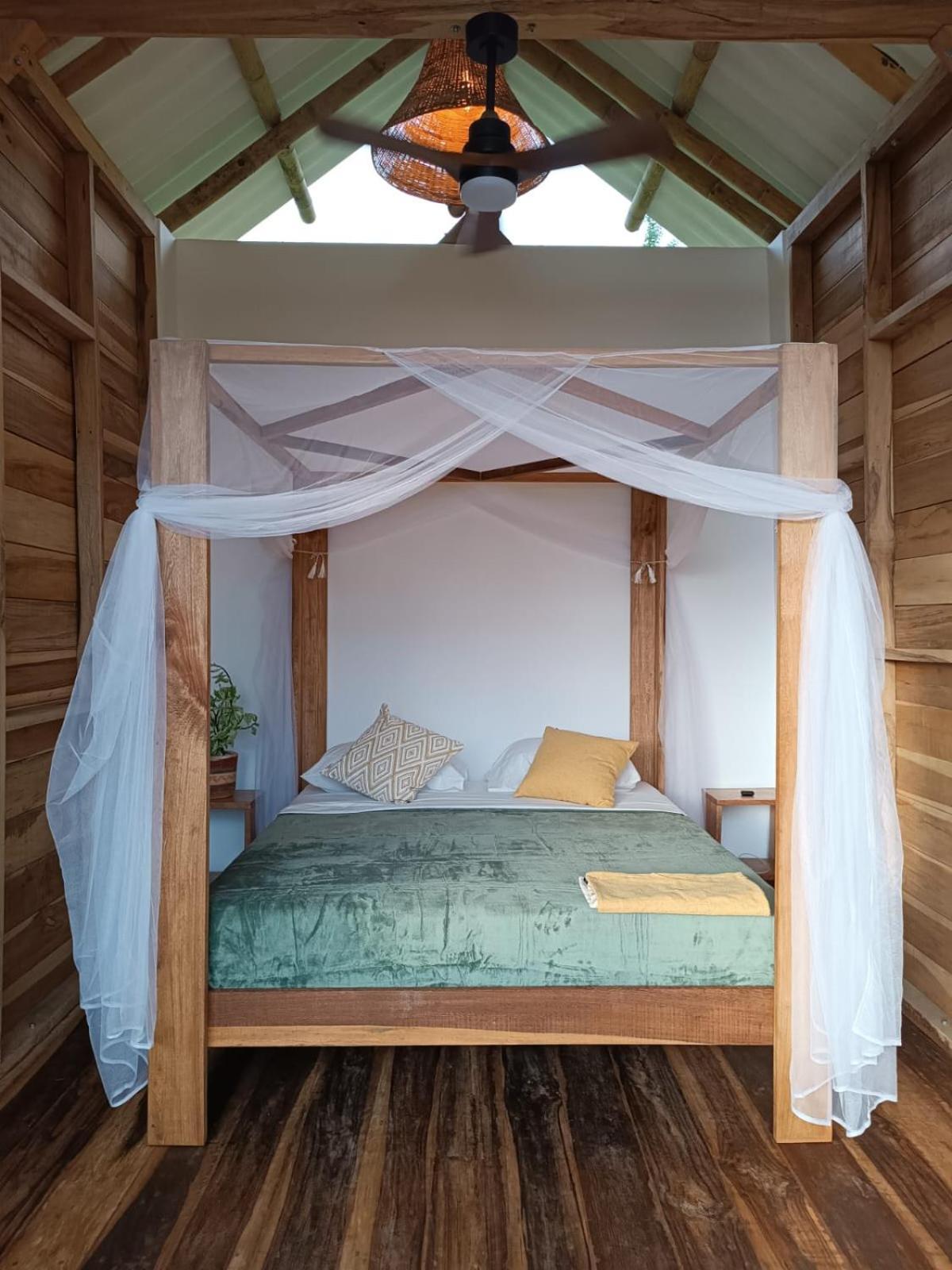 La Mona Eco Cabins Palomino Zewnętrze zdjęcie