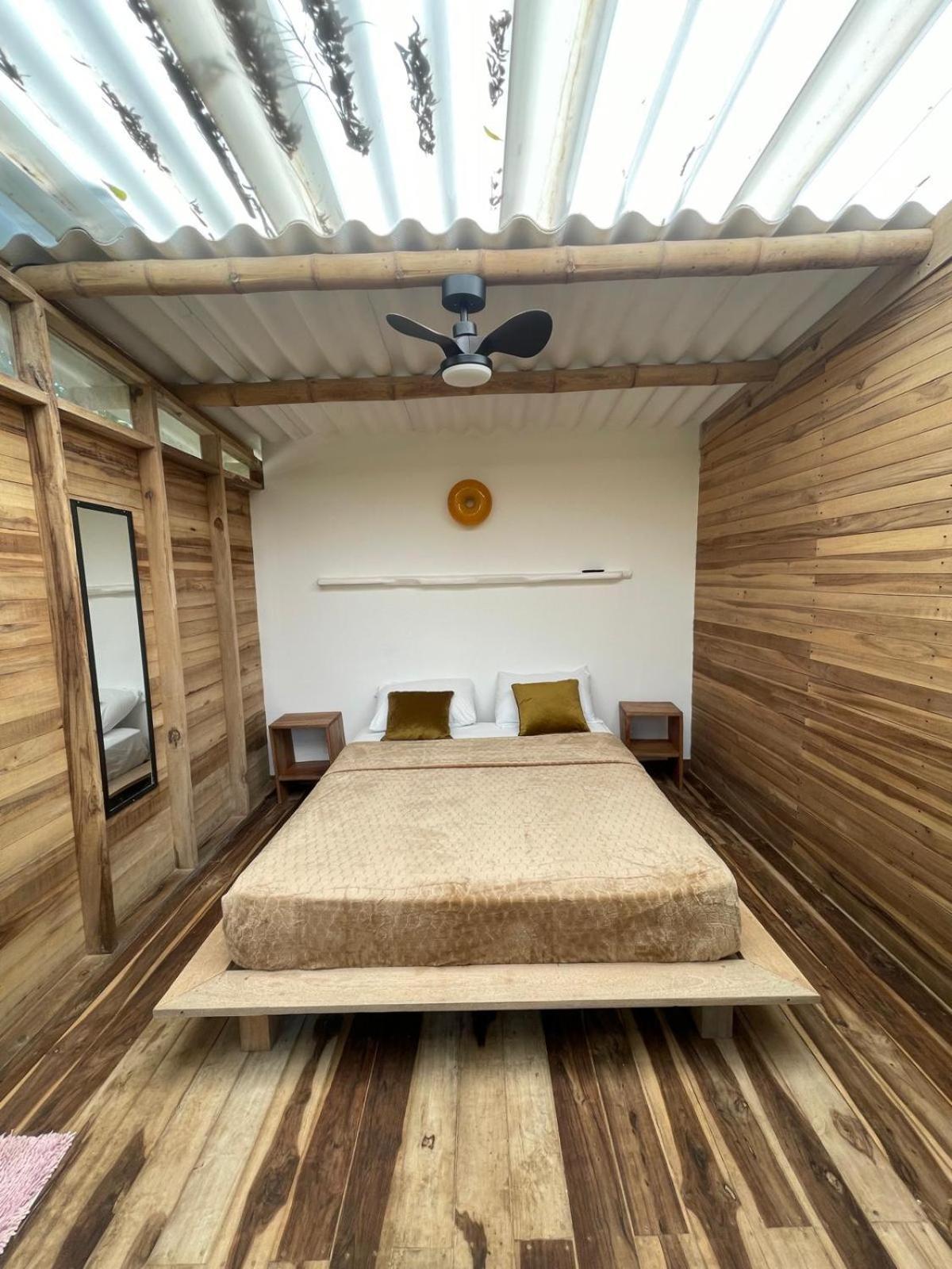 La Mona Eco Cabins Palomino Zewnętrze zdjęcie